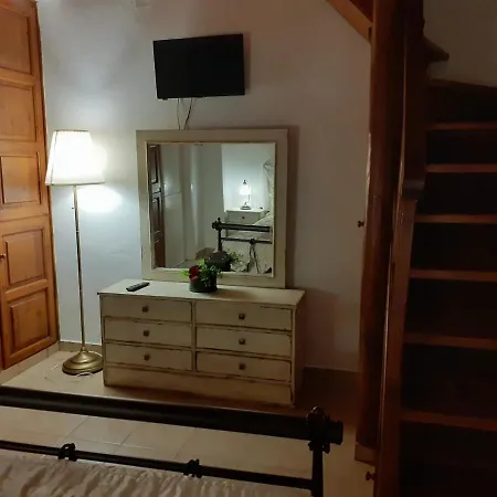 Flower House Tatil Evi