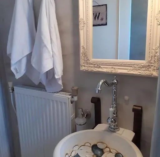 Flower House * Pitrofos