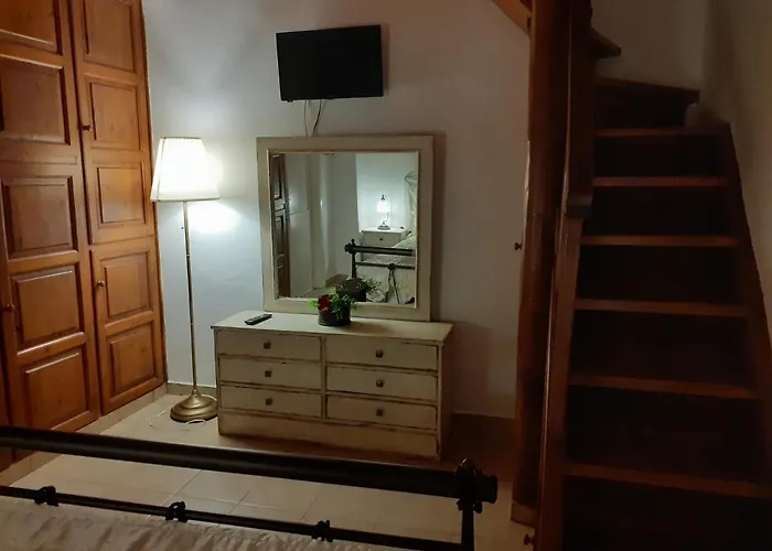 Flower House Tatil Evi